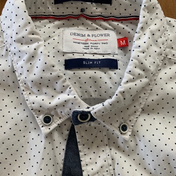 short sleeve button down shirt - Picture 3 of 3